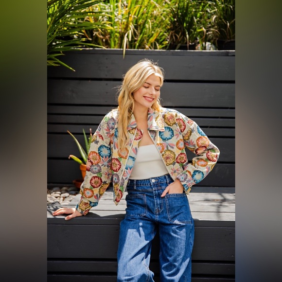 Retro Floral Jacquard Cropped Jacket - eesome - Picture 8 of 9